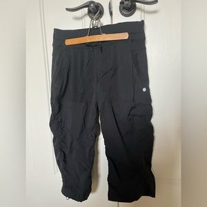 Dance crop studio pants size 8. Barely worn. Has cinch cord at bottom of legs.